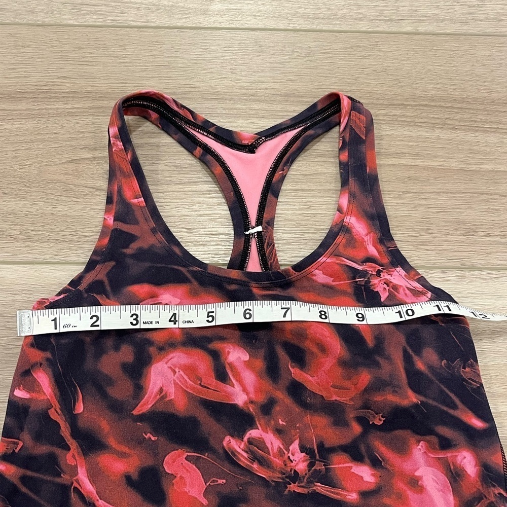 Lululemon Cool Racerback Tank Size 0-2 - Picture 3 of 4